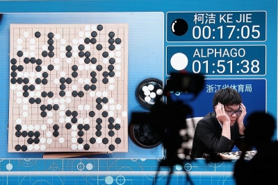 ¿Conoces el juego de Go? Hoy DeepMind+AlphaGO, el computador y software de Google venció al campeón mundial del juego!